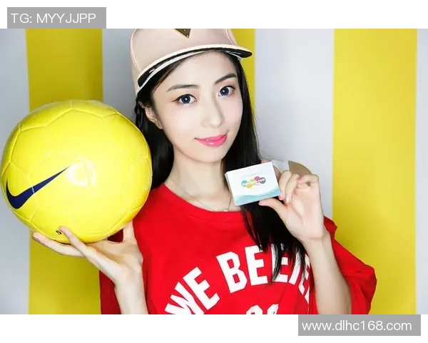 足球宝贝惊艳亮相赛场助威视频爆红网络播放量轻松突破百万