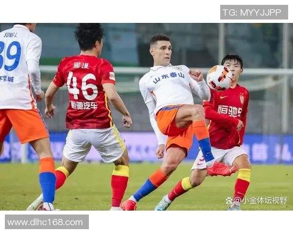 中超焦点战:山东泰山对阵广州队赛况速递 中超焦点战:山东泰山对阵广州队赛况速递