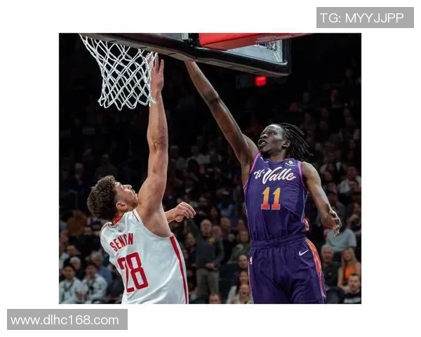 战术拆解:布克为何能掌控比赛节奏?